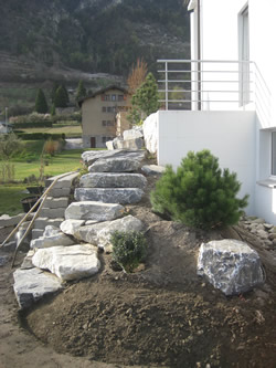 Ballestraz jardin mur en éléments préfabriqués